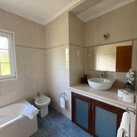 Bella Vista Estate Villa