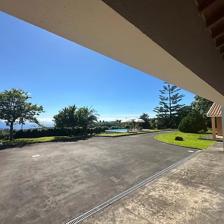 Bella Vista Estate Villa